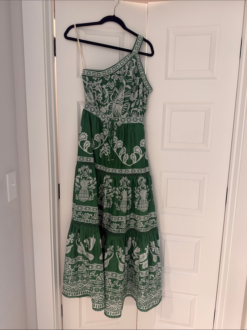 FARM Rio Green One-Shoulder Tiered Maxi Dress with White Floral Print